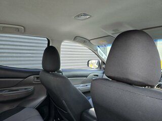 2017 Mitsubishi Triton MQ MY17 GLX Double Cab White 5 Speed Sports Automatic Utility