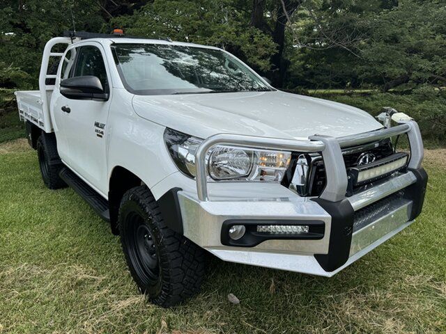 Pre-Owned Toyota Hilux GUN126R SR Extra Cab Darwin, 2018 Toyota Hilux GUN126R SR Extra Cab Glacier White 6 Speed Sports Automatic Cab Chassis