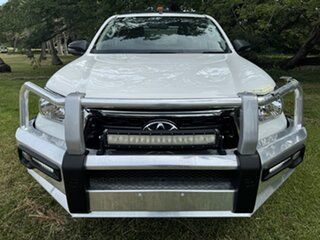 2018 Toyota Hilux GUN126R SR Extra Cab Glacier White 6 Speed Sports Automatic Cab Chassis.