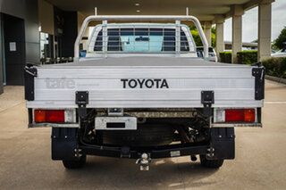 2018 Toyota Hilux TGN121R Workmate 4x2 6 Speed Sports Automatic Cab Chassis.