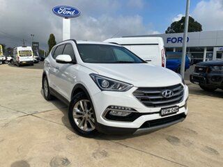 2017 Hyundai Santa Fe Elite White Sports Automatic Wagon.