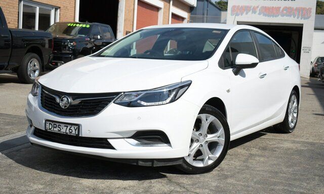 Used Holden Astra BL MY17 LT Narrabeen, 2017 Holden Astra BL MY17 LT White 6 Speed Automatic Sedan