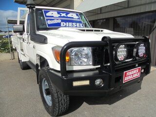 2017 Toyota Landcruiser VDJ79R Workmate White 5 Speed Manual Cab Chassis.