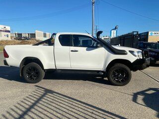 2018 Toyota Hilux GUN126R MY17 SR (4x4) White 6 Speed Automatic X Cab Cab Chassis.