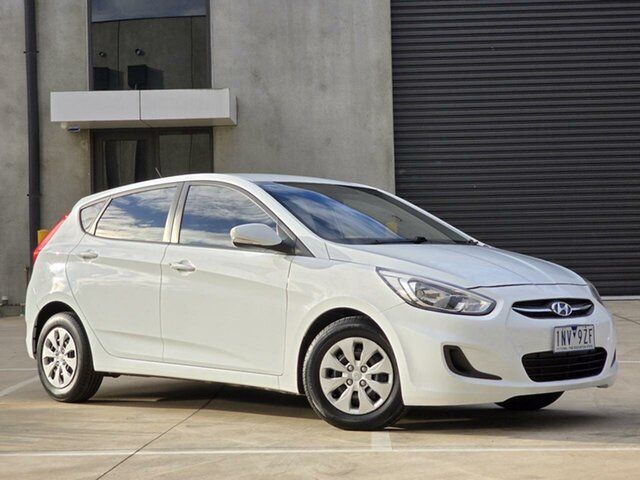 Used Hyundai Accent RB4 MY16 Active Thomastown, 2016 Hyundai Accent RB4 MY16 Active White 6 Speed Constant Variable Hatchback