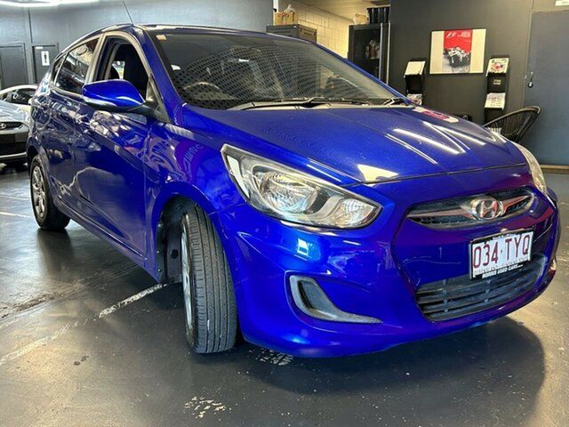 Used Hyundai Accent RB2 Active Ashmore, 2014 Hyundai Accent RB2 Active Blue 6 Speed Manual Hatchback