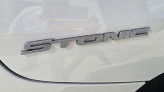 2022 Kia Stonic YB MY22 S FWD Clear White 6 Speed Automatic Wagon