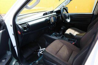 2018 Toyota Hilux GUN126R SR White 6 Speed Manual Dual Cab