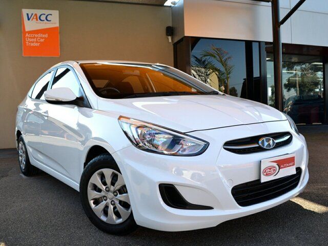 Used Hyundai Accent RB2 MY15 Active Fawkner, 2015 Hyundai Accent RB2 MY15 Active White 6 Speed Manual Sedan