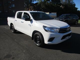 2017 Toyota Hilux GGN120R SR White 6 Speed Automatic Dual Cab Utility.