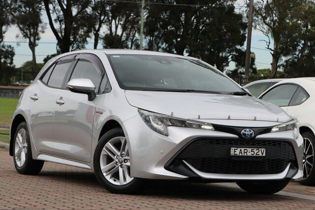 Pre-Owned Toyota Corolla ZWE211R Ascent Sport E-CVT Hybrid Warwick Farm, 2019 Toyota Corolla ZWE211R Ascent Sport E-CVT Hybrid Silver Pearl 10 Speed Constant Variable
