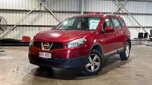 Used Nissan Dualis J107 Series 4 MY13 +2 Hatch X-tronic 2WD ST Rocklea, 2013 Nissan Dualis J107 Series 4 MY13 +2 Hatch X-tronic 2WD ST Red 6 Speed Constant Variable