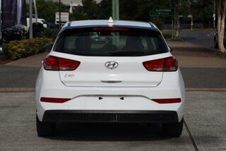 2021 Hyundai i30 PD.V4 MY22 White 6 Speed Sports Automatic Hatchback