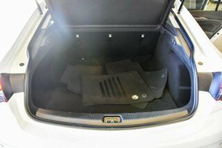 2018 Holden Commodore ZB MY18 RS Liftback White 9 Speed Sports Automatic Liftback