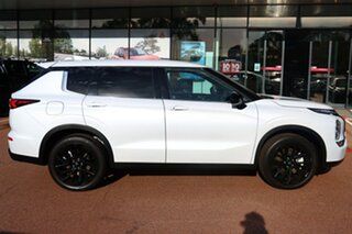 2024 Mitsubishi Outlander ZM MY24 Black Edition 2WD White 8 Speed Constant Variable Wagon