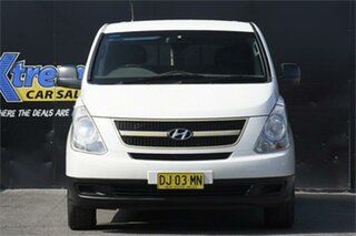 2011 Hyundai iLOAD TQ-V White 5 Speed Sports Automatic Van.