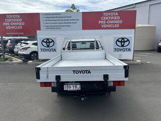 2018 Toyota Hilux TGN121R MY19 Workmate Glacier White 5 Speed Manual Cab Chassis.