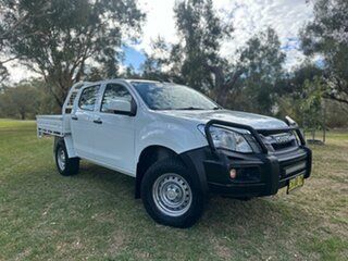 2016 Isuzu D-MAX MY15 SX Crew Cab White 5 Speed Sports Automatic Cab Chassis.