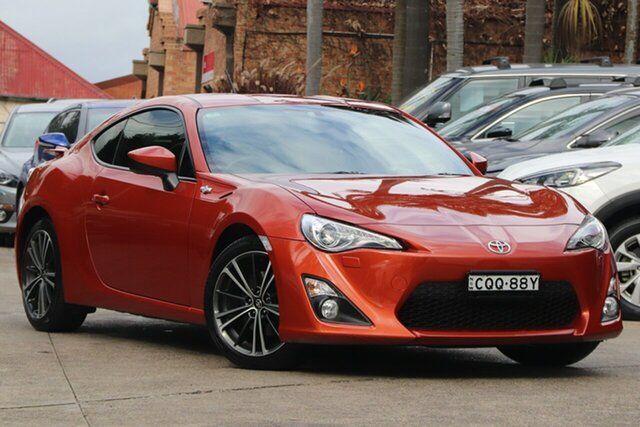 Used Toyota 86 ZN6 MY14 GTS Mosman, 2013 Toyota 86 ZN6 MY14 GTS Velocity Orange 6 Speed Auto Sequential Coupe