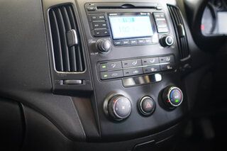 2012 Hyundai i30 FD MY11 SX Black 5 Speed Manual Hatchback