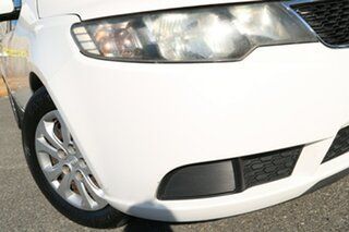 2011 Kia Cerato TD MY11 SI White 6 Speed Sports Automatic Hatchback.