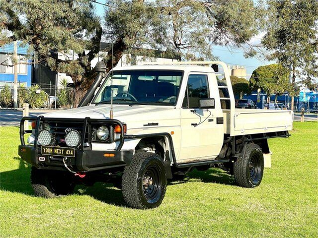 Used Toyota Landcruiser HZJ79R (4x4) Ferntree Gully, 2005 Toyota Landcruiser HZJ79R (4x4) White 5 Speed Manual 4x4 Cab Chassis