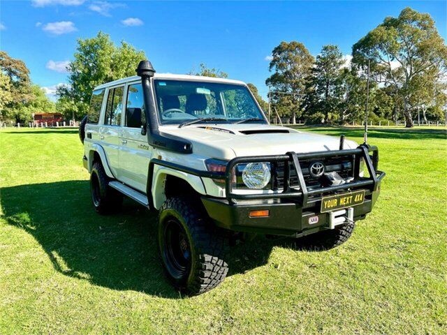 Used Toyota Landcruiser VDJ76R MY12 Update Workmate (4x4) Ferntree Gully, 2012 Toyota Landcruiser VDJ76R MY12 Update Workmate (4x4) White 5 Speed Manual Wagon