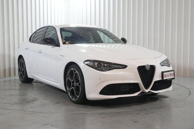 Used Alfa Romeo Giulia Series 3 MY22 Veloce Aspley, 2022 Alfa Romeo Giulia Series 3 MY22 Veloce Alfa White 8 Speed Sports Automatic Sedan