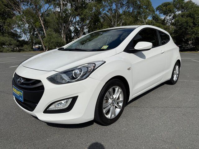 Used Hyundai i30 GD SE Slacks Creek, 2013 Hyundai i30 GD SE White 6 Speed Automatic Coupe