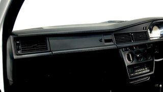1991 Mercedes-Benz 180E W201 White 4 Speed Automatic Sedan