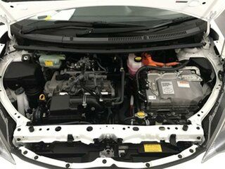 2012 Toyota Prius c NHP10R i-Tech E-CVT White 1 Speed Constant Variable Hatchback Hybrid