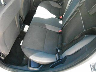 2012 Ford Focus LW MK2 Ambiente White 5 Speed Manual Hatchback