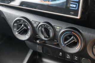 2019 Toyota Hilux 4x4 Glacier White Automatic Dual Cab