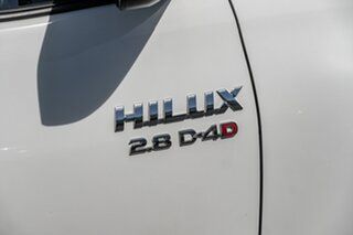 2020 Toyota Hilux Glacier White Automatic Extracab