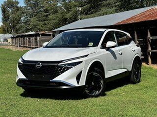 Nissan QASHQAI CVT ST-L.