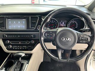 2017 Kia Carnival YP MY18 SLi White 6 Speed Automatic Wagon