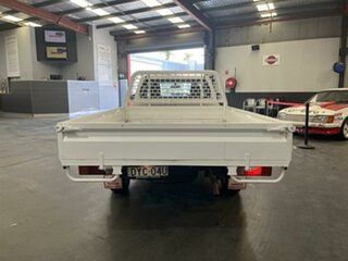 2018 Toyota Hilux TGN121R MY17 Workmate White 6 Speed Automatic Cab Chassis