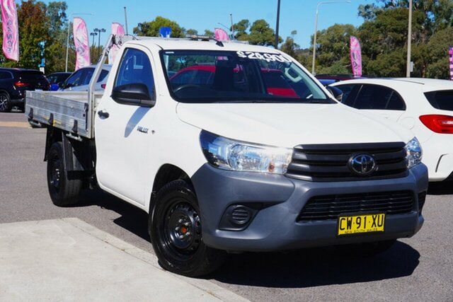 Used Toyota Hilux TGN121R Workmate 4x2 Phillip, 2020 Toyota Hilux TGN121R Workmate 4x2 White 6 Speed Sports Automatic Cab Chassis