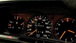 1991 Mercedes-Benz 180E W201 (No Badge) White Automatic Sedan