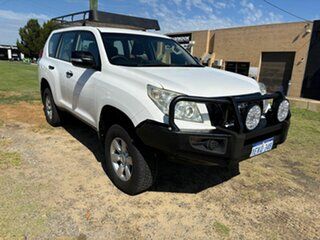 2011 Toyota Landcruiser Prado KDJ150R GX (4x4) White 6 Speed Manual Wagon.