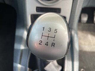 2011 Ford Fiesta WT LX White 5 Speed Manual Hatchback