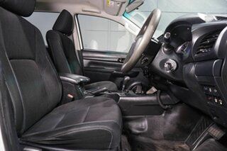 2018 Toyota Hilux GUN126R MY19 SR (4x4) White 6 Speed Automatic Double Cab Chassis