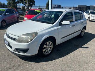 2006 Holden Astra AH MY06 CD White 4 Speed Automatic Hatchback.
