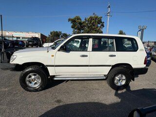 1999 Toyota Landcruiser HZJ105R (4x4) White 5 Speed Manual 4x4 Wagon.