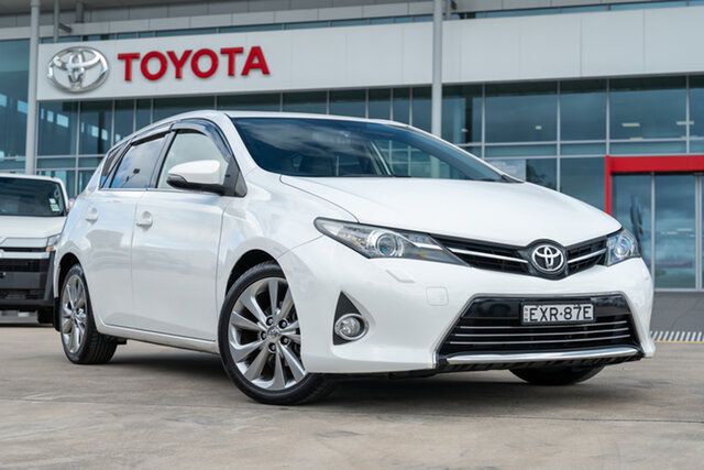 Pre-Owned Toyota Corolla ZRE182R Levin S-CVT ZR Blacktown, 2013 Toyota Corolla ZRE182R Levin S-CVT ZR Glacier White 7 Speed Constant Variable Hatchback