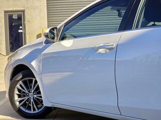 2015 Toyota Corolla ZRE172R SX White 6 Speed Manual Sedan
