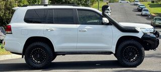 2017 Toyota Landcruiser VDJ200R GXL White 6 Speed Sports Automatic Wagon