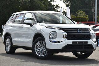 2024 Mitsubishi Outlander ZM MY24 ES 2WD White 8 Speed Constant Variable Wagon.