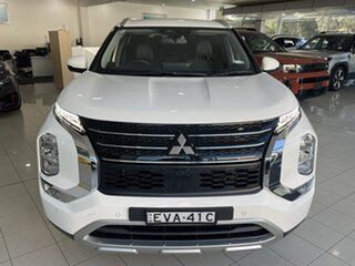 2022 Mitsubishi Outlander ZM MY22 Aspire 7 Seat (2WD) White Continuous Variable Wagon