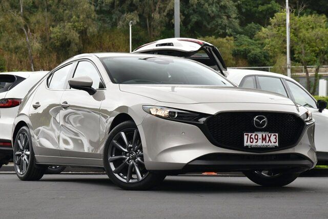 Demo Mazda 3 BP2HLA G25 SKYACTIV-Drive GT Newstead, 2025 Mazda 3 BP2HLA G25 SKYACTIV-Drive GT Platinum Quartz 6 Speed Sports Automatic Hatchback